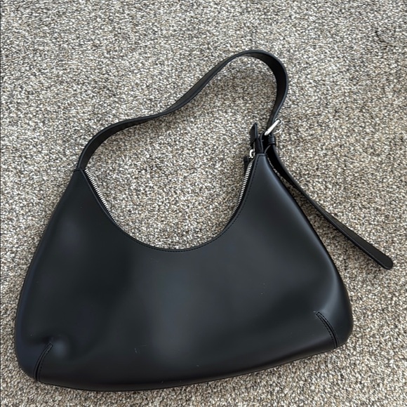 Oak + Fort Black Leather Shoulder Bag - Picture 1 of 8